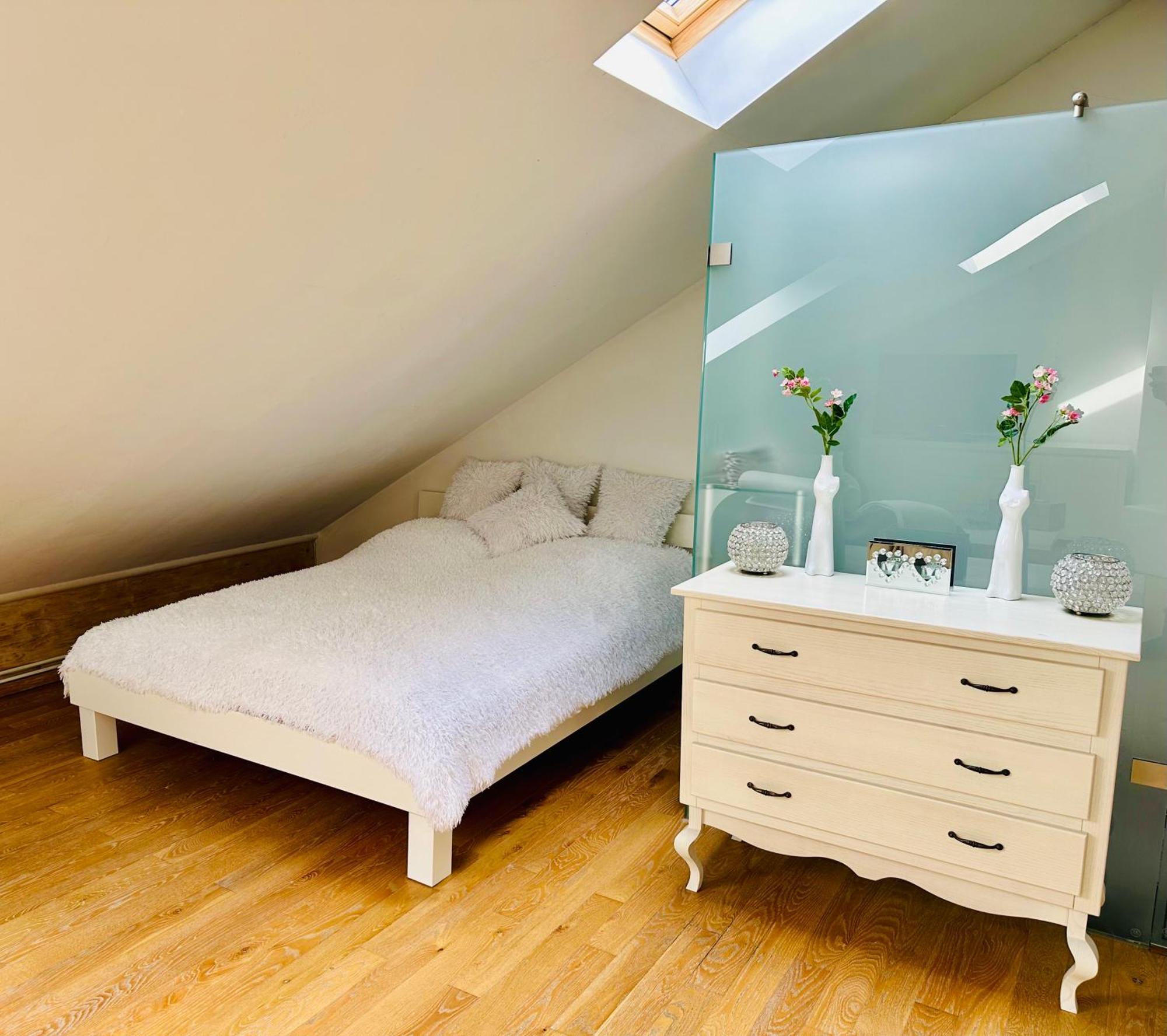 Schoene Dachgeschosswohnung Nahe Dem Mueggelsee Appartement *